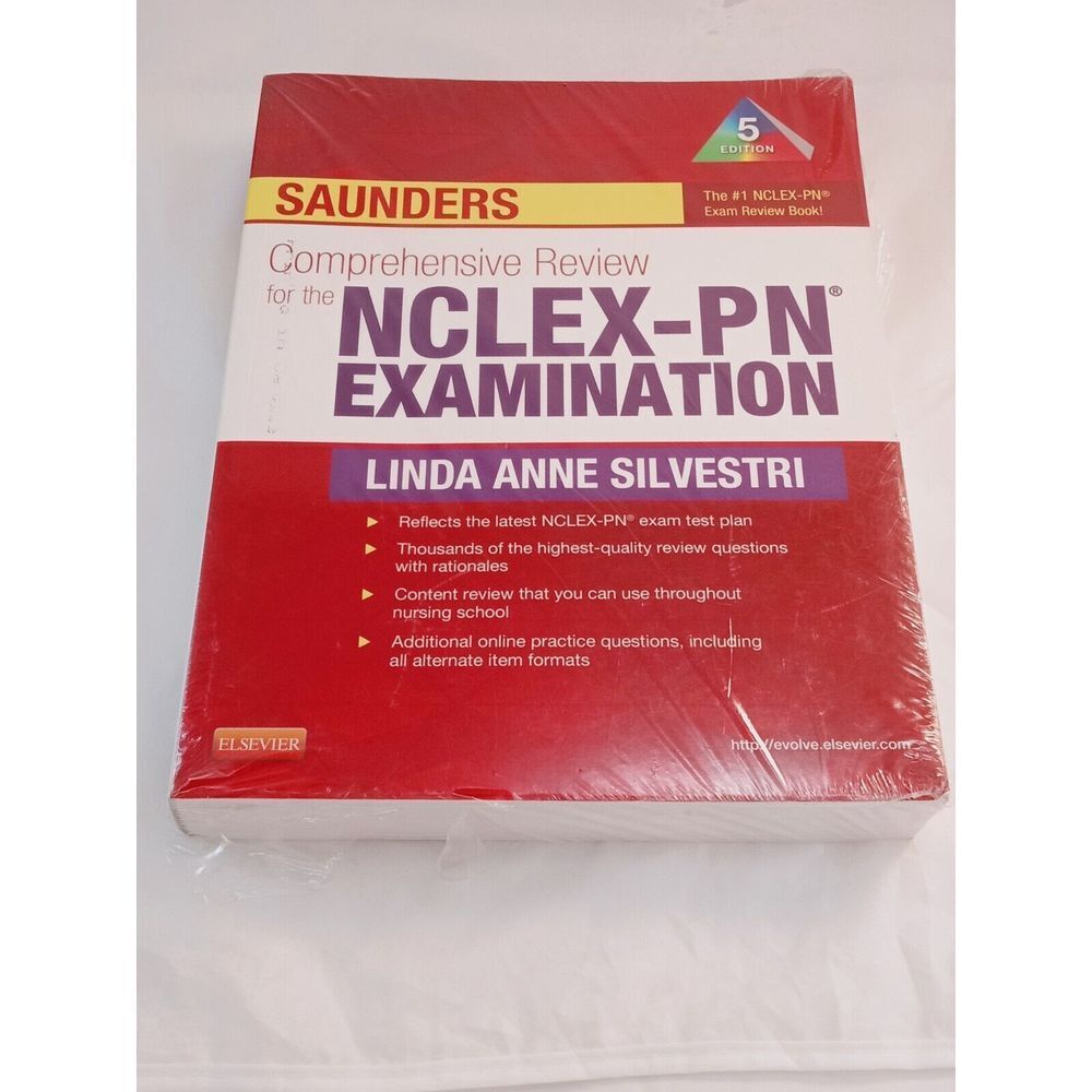 Saunders Comprehensive Review For The Nclex-Pn Examination by Linda Silvestri